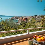 A6 Sea View Igrane